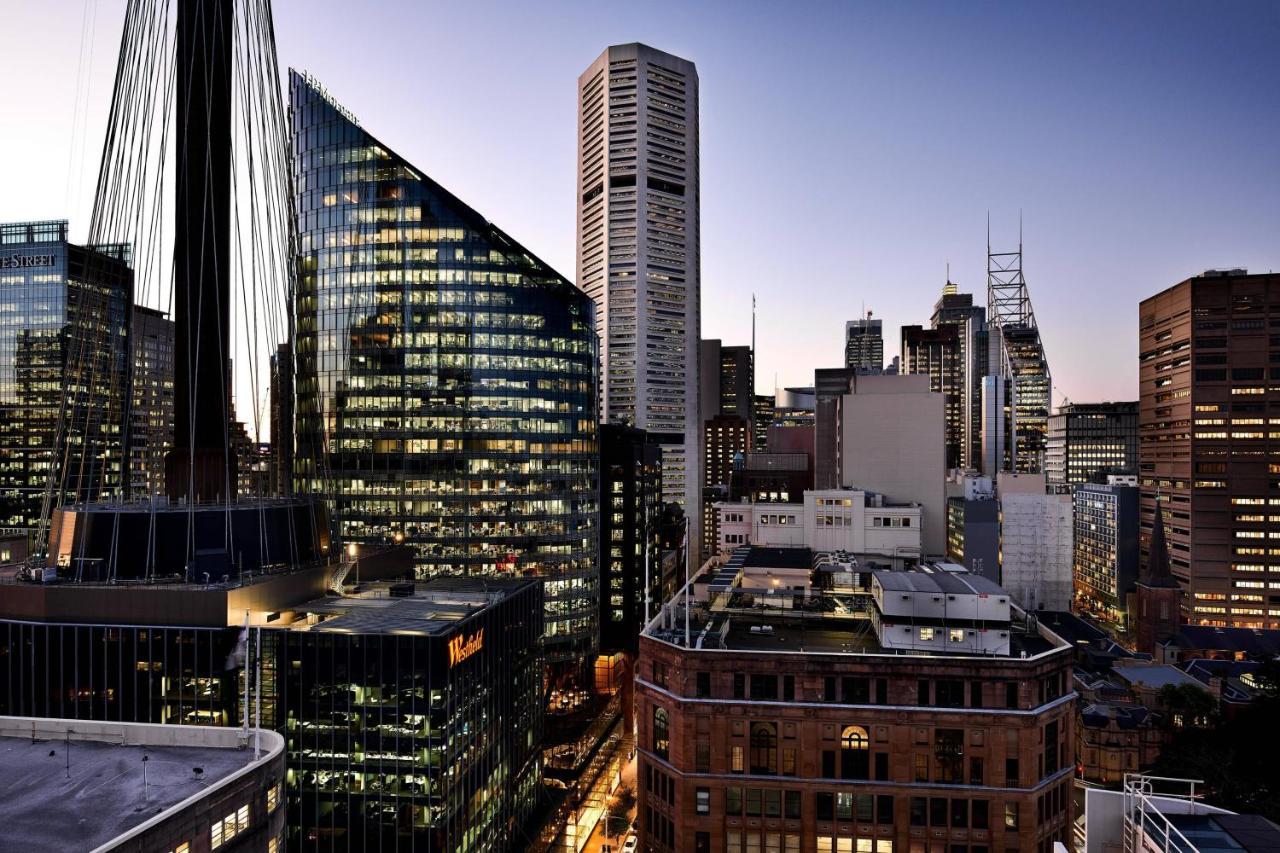 Sheraton Grand Sydney Hyde Park Exterior photo The Melbourne CBD at night