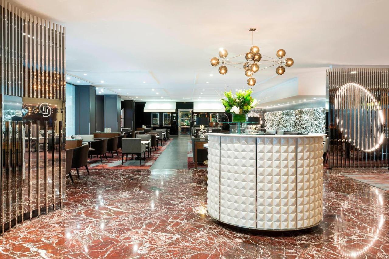 Sheraton Grand Sydney Hyde Park Exterior photo The lobby of the hotel